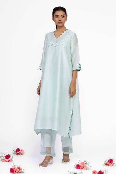 Buy_Bhavik Shah_Mint Chanderi Silk, Silk, Organza Embroidery V-neck Kurta Set _Online_at_Aza_Fashions