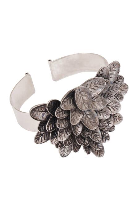 Trupti Mohta_Silver Plated Studs Leaf Motif Bracelet _Online_at_Aza_Fashions