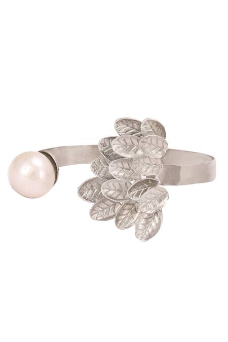 Trupti Mohta_Silver Plated Baroque Pearl Bracelet _at_Aza_Fashions