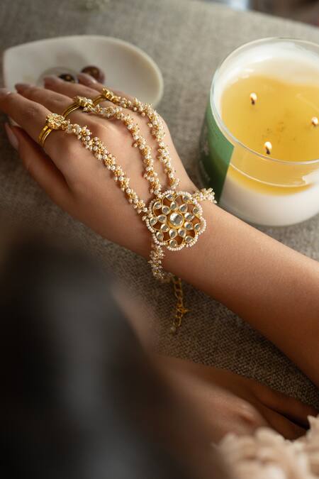 Do Taara Gold Plated Crystals, Beads Kundan Hathphool Bracelet Online at Aza Fashions Do Taara_Gold Plated Crystals, Beads Kundan Hathphool Bracelet _Online_at_Aza_Fashions
