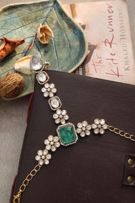 Shop_Do Taara_Gold Plated Stones Floral Polki Hathphool Bracelet _at_Aza_Fashions