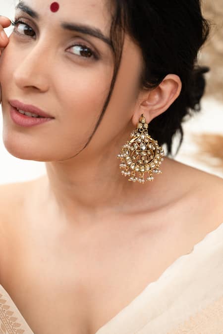 Buy Do Taara Gold Plated Pearls, Stones Kundan Antique Chandbali Earrings Online at Aza Fashions Buy_Do Taara_Gold Plated Pearls, Stones Kundan Antique Chandbali Earrings _Online_at_Aza_Fashions