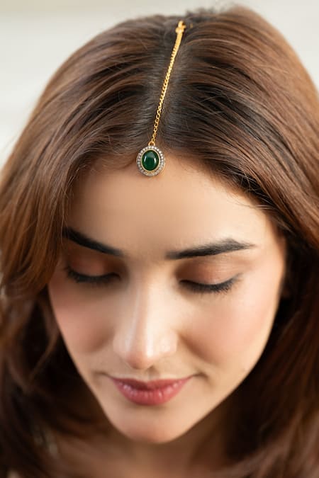 Do Taara Green Stone Maangtikka 