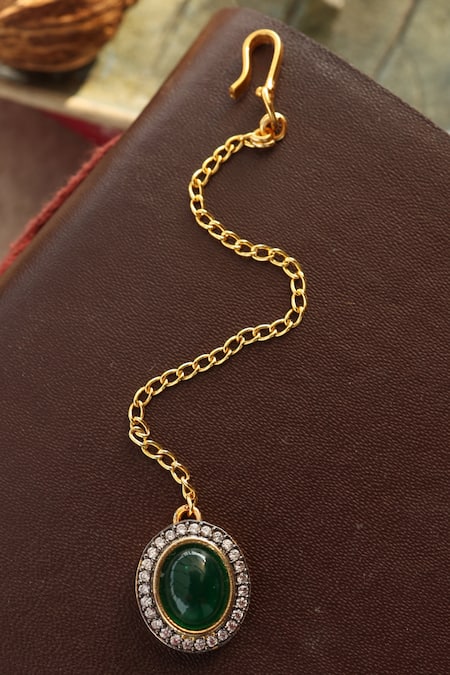 Shop Do Taara Green Stone Maangtikka at Aza Fashions Shop_Do Taara_Green Stone Maangtikka _at_Aza_Fashions