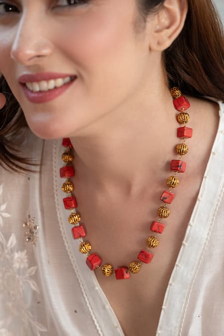 Do Taara Orange Red And Beaded Necklace 