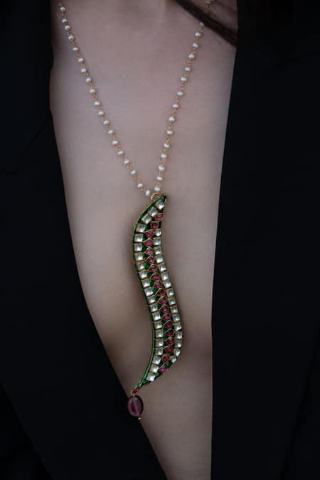 Do Taara_Red Kundan Pendant Necklace _Online_at_Aza_Fashions