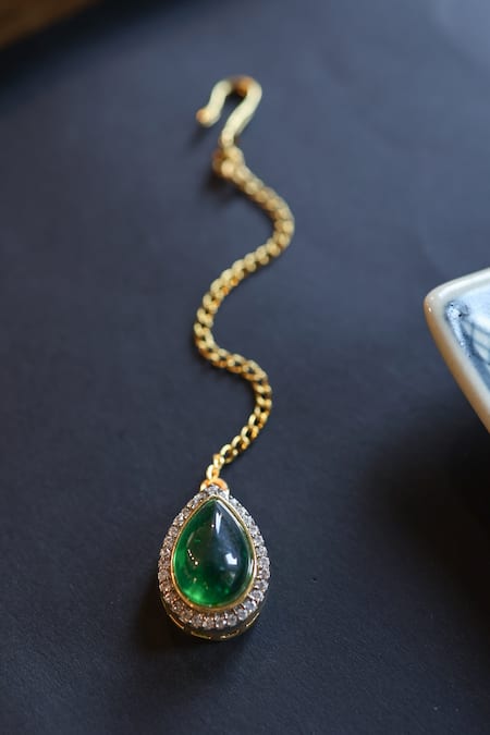 Shop_Do Taara_Green Teardrop Maangtikka _at_Aza_Fashions