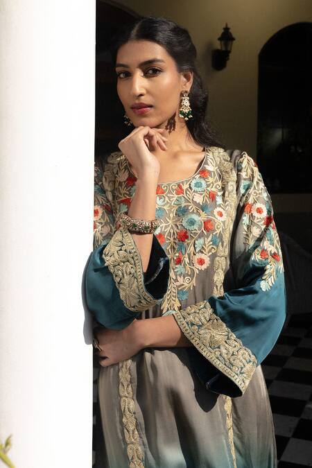 Shop_Angad Creations_Blue Embroidery Round Neck Ombre Kurta Set _Online_at_Aza_Fashions