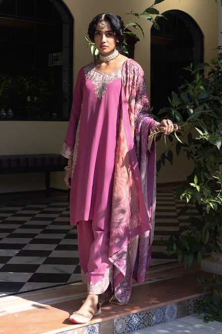 Angad Creations_Pink Embroidery Round Neck Semi Hand Tilla Thread Kurta Set _Online_at_Aza_Fashions