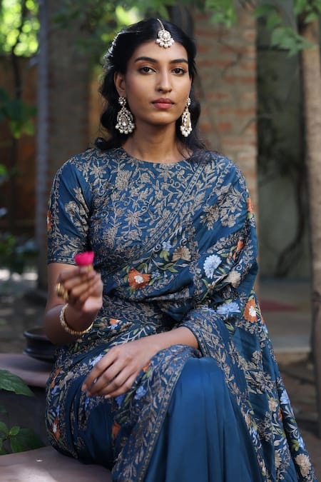 Angad Creations Peach Crepe Embroidery Round Neck Peacock Blue Designer Saree Set Online at Aza Fashions Angad Creations_Peach Crepe Embroidery Round Neck Peacock Blue Designer Saree Set _Online_at_Aza_Fashions
