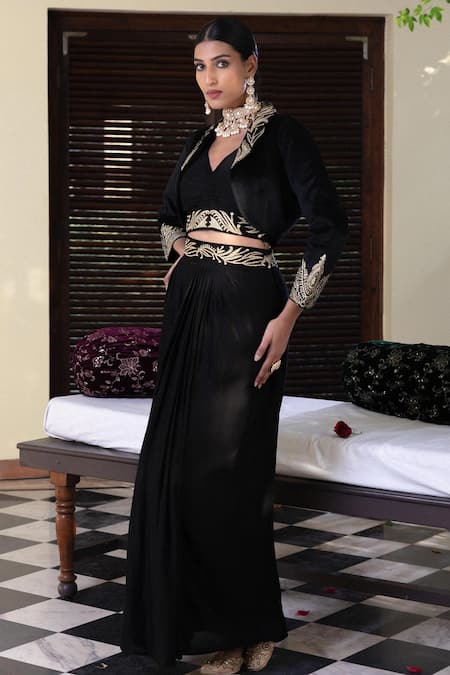 Shop Angad Creations Black Crepe, Silk Embroidery V-neck Kurta Set With Jacket at Aza Fashions Shop_Angad Creations_Black Crepe, Silk Embroidery V-neck Kurta Set With Jacket _at_Aza_Fashions