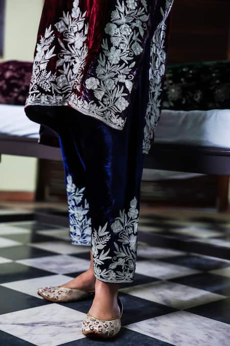 Buy_Angad Creations_Maroon Embroidery Square Neck Velvet Kurta Set In And Blue _Online_at_Aza_Fashions