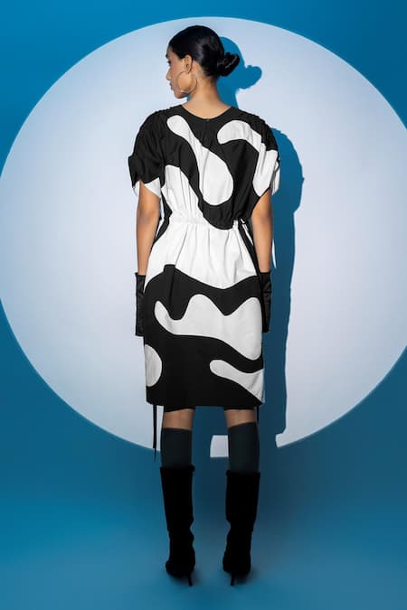 Angsa By Nidhir & Shelly Color-Blocked Designer Dress 