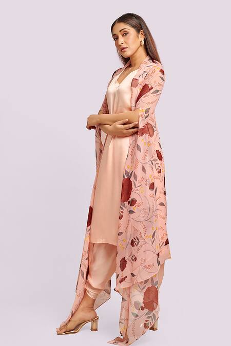 Blue Lotus Design Peach Satin, Georgette V-neck Floral Print Cape And Kurta Set Online at Aza Fashions Blue Lotus Design_Peach Satin, Georgette V-neck Floral Print Cape And Kurta Set _Online_at_Aza_Fashions
