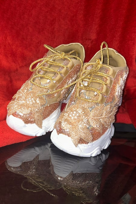 Chal Jooti Rosegold Embroidered Designer Sneakers 