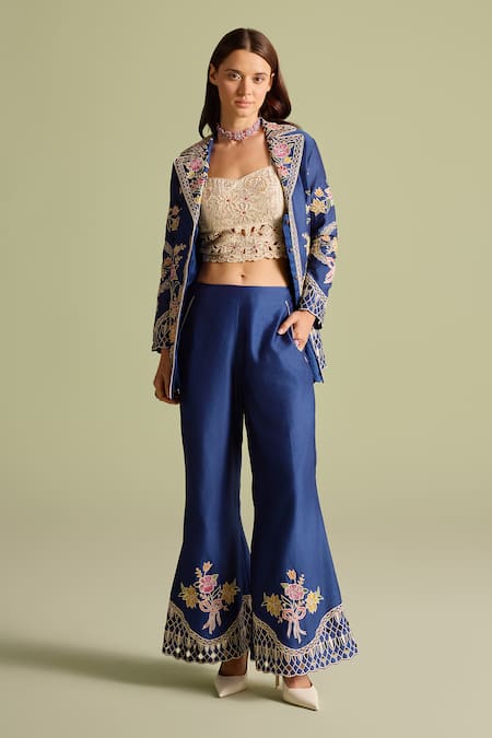 Chandrima Ivory Beads, Cut Work Square Neck Beadwork Bustier Online at Aza Fashions Chandrima_Ivory Beads, Cut Work Square Neck Beadwork Bustier _Online_at_Aza_Fashions