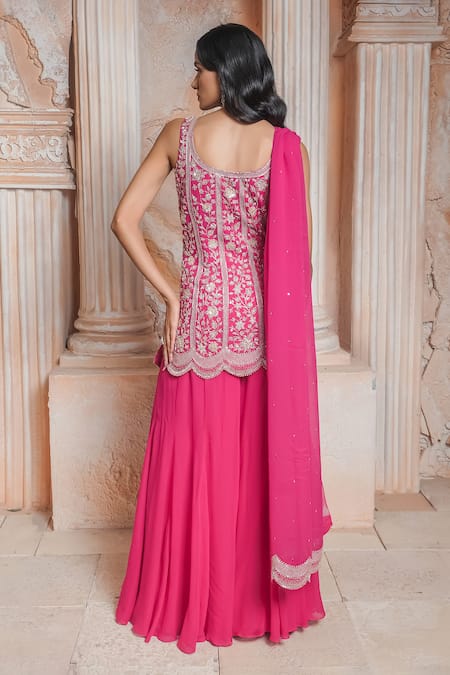 Maisolos_Fuchsia Georgette Embroidery Round Neck Floral Kurta Set _Online_at_Aza_Fashions