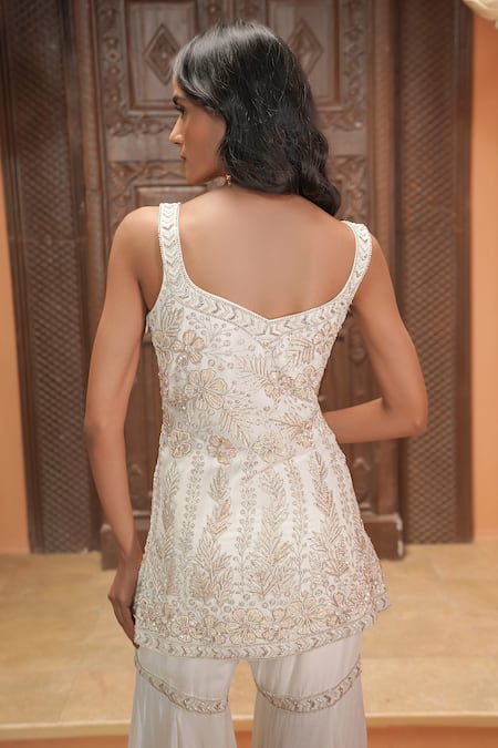 Maisolos_Ivory Embroidery Sweetheart Neck Rose Gold Kurta Set _Online_at_Aza_Fashions