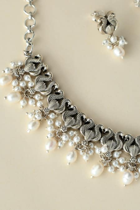 Mero Jewellery_Silver Plated Pearls Bird Necklace Set _Online_at_Aza_Fashions