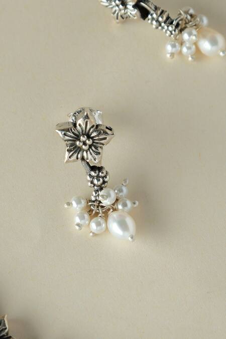 Shop Mero Jewellery Silver Plated Pearls Floral Necklace Set at Aza Fashions Shop_Mero Jewellery_Silver Plated Pearls Floral Necklace Set _at_Aza_Fashions