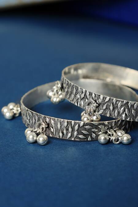 Buy Silver Plated Designer Tribal Ghungroo Bangle Set by Mero