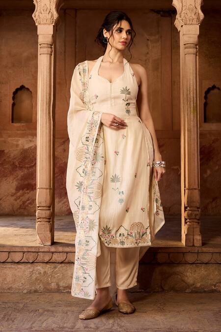 Shop SAANJH BY LEA Off White Cotton Embroidery Halter Neck Kurta Set Online at Aza Fashions Shop_SAANJH BY LEA_Off White Cotton Embroidery Halter Neck Kurta Set _Online_at_Aza_Fashions