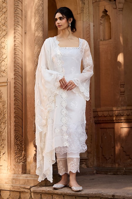 Shop_SAANJH BY LEA_White Organza, Polyester, Georgette Embroidery Scoop Neck Kurta Set With Dupatta _Online_at_Aza_Fashions