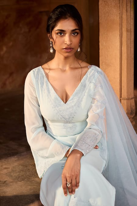 SAANJH BY LEA Blue Georgette, Polyester, Organza Embroidery V-neck Baby Kurta Set Online at Aza Fashions SAANJH BY LEA_Blue Georgette, Polyester, Organza Embroidery V-neck Baby Kurta Set _Online_at_Aza_Fashions