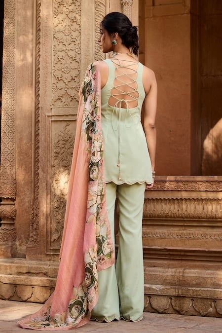 Saanjh By Lea Floral Embroidered Pastel Green Kurta Set 