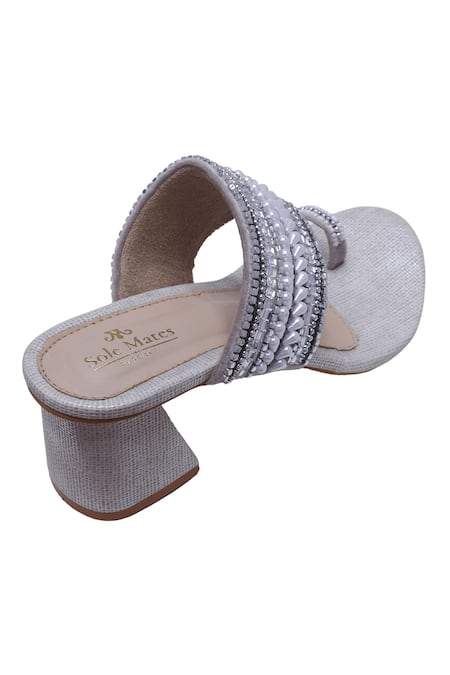 Shop_Sole Mates by Palak_White Pearls, Rhinestones Gulzar Kolhapuri Heels _Online_at_Aza_Fashions