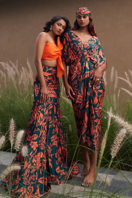 Buy Vesture Green Off-shoulder Floral Fishcut Skirt And Bow Top Set Online at Aza Fashions Buy_Vesture_Green Off-shoulder Floral Fishcut Skirt And Bow Top Set _Online_at_Aza_Fashions