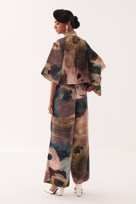 OFRIDA Multi Color Cotton Collared Cropped Hand-painted Abstract Shirt Online at Aza Fashions OFRIDA_Multi Color Cotton Collared Cropped Hand-painted Abstract Shirt _Online_at_Aza_Fashions