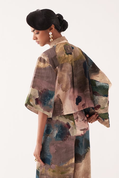 Shop OFRIDA Multi Color Cotton Collared Cropped Hand-painted Abstract Shirt at Aza Fashions Shop_OFRIDA_Multi Color Cotton Collared Cropped Hand-painted Abstract Shirt _at_Aza_Fashions