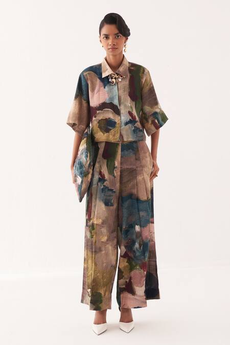 Shop OFRIDA Multi Color Cotton Collared Cropped Hand-painted Abstract Shirt Online at Aza Fashions Shop_OFRIDA_Multi Color Cotton Collared Cropped Hand-painted Abstract Shirt _Online_at_Aza_Fashions