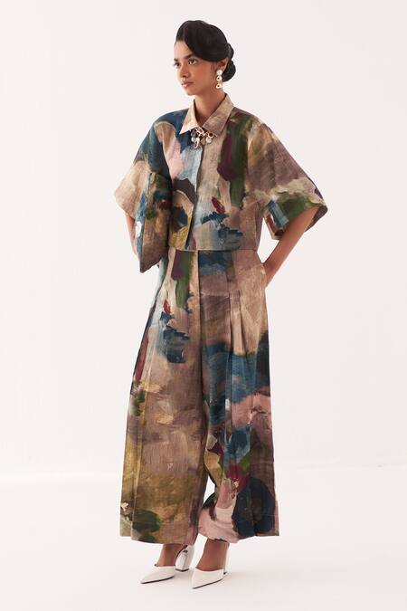 OFRIDA Multi Color Cotton Collared Cropped Hand-painted Abstract Shirt at Aza Fashions OFRIDA_Multi Color Cotton Collared Cropped Hand-painted Abstract Shirt _at_Aza_Fashions