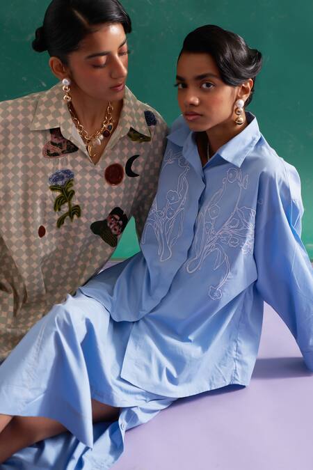 Buy OFRIDA Multi Color Cotton Beads, Applique V-neck, Hand-painted Abstract Midi Dress Online at Aza Fashions Buy_OFRIDA_Multi Color Cotton Beads, Applique V-neck, Hand-painted Abstract Midi Dress _Online_at_Aza_Fashions