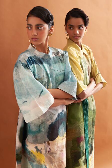 OFRIDA Multi Color Cotton Mandarin Collar Hand-painted Abstract Expressionist Dress at Aza Fashions OFRIDA_Multi Color Cotton Mandarin Collar Hand-painted Abstract Expressionist Dress _at_Aza_Fashions