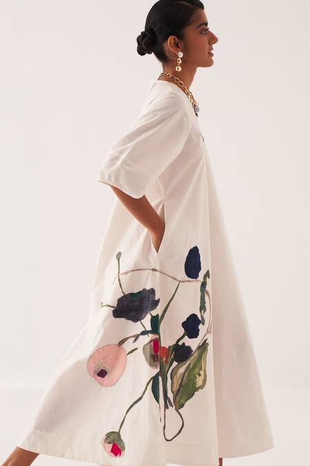 Buy OFRIDA Ivory Cotton Embroidery V-neck Mayflower Aline Midi Dress Online at Aza Fashions Buy_OFRIDA_Ivory Cotton Embroidery V-neck Mayflower Aline Midi Dress _Online_at_Aza_Fashions