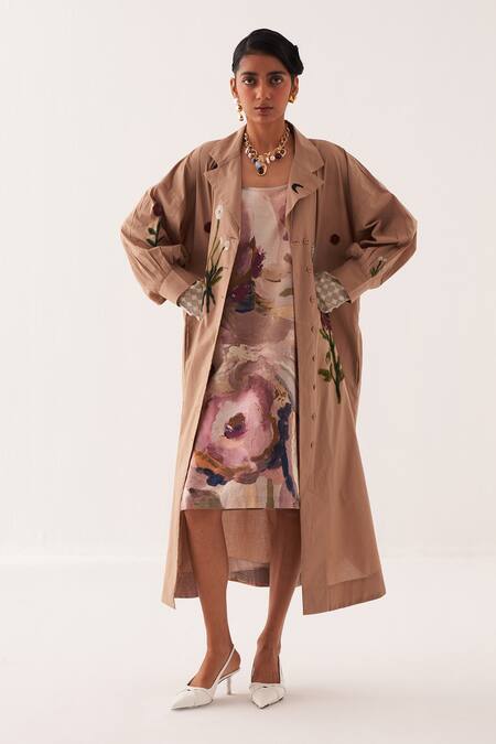 Buy_OFRIDA_Beige Cotton Embroidery Collared Fio Hand-painted Trench Dress _Online_at_Aza_Fashions