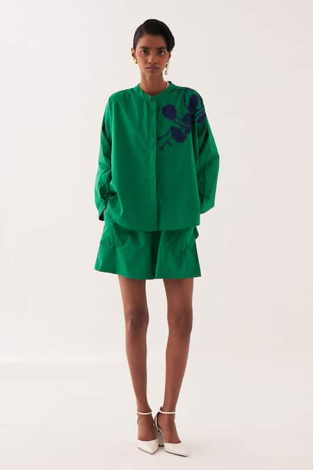 Buy_OFRIDA_Green Cotton Embroidery Emerald Applique Shirt And Shorts Set _Online_at_Aza_Fashions