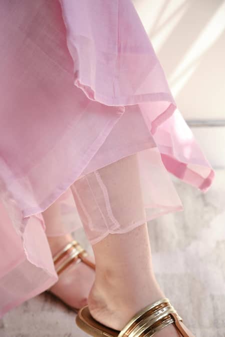 Juanita By Shubhda_Lilac Chanderi Embroidery Split V-neck Resham Kurta Set _at_Aza_Fashions