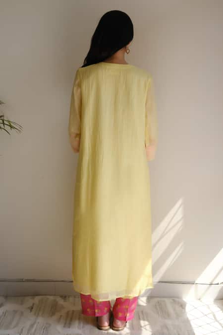 Juanita By Shubhda Chanderi Pintuck Kurta Set With Dupatta 