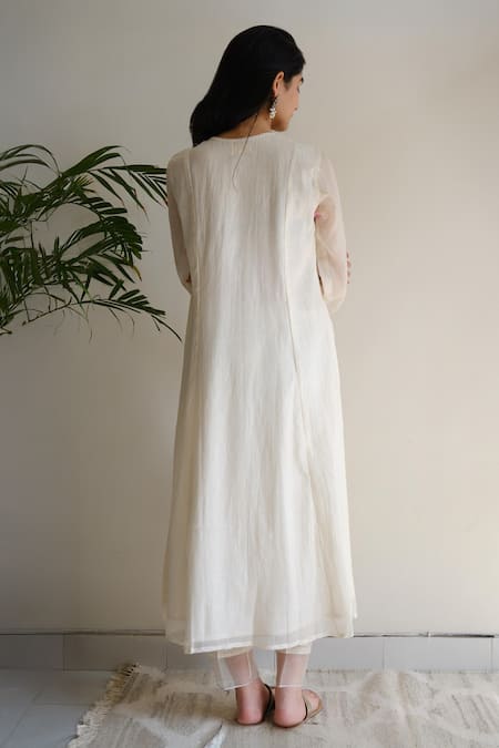 Juanita By Shubhda Handwoven Chanderi Kurta Set 