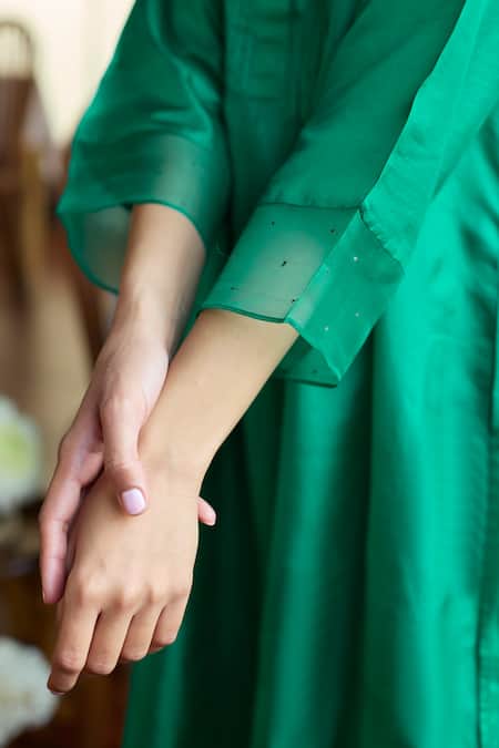 Juanita By Shubhda Emerald Green Silk Mirrors Round Neck Pintuck Kurta Set Online at Aza Fashions Juanita By Shubhda_Emerald Green Silk Mirrors Round Neck Pintuck Kurta Set _Online_at_Aza_Fashions