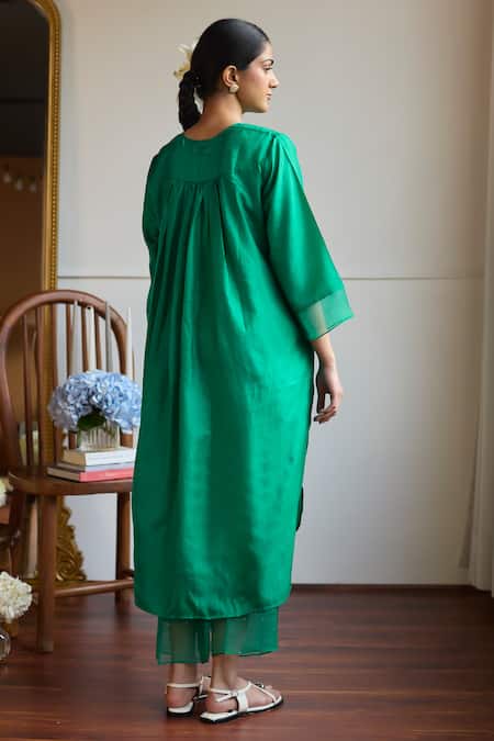 Juanita By Shubhda Emerald Green Pintuck Kurta Set 