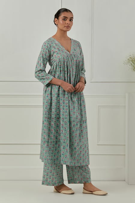 Shop_Musal_Green Cotton V-neck Floral Block Print Poppy Kurta Set _Online_at_Aza_Fashions