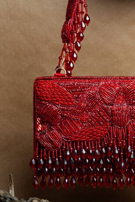 Buy Nayaab By Sonia Red Beads, Tassels Ornate Radiance Kasse Clutch Online at Aza Fashions Buy_Nayaab By Sonia_Red Beads, Tassels Ornate Radiance Kasse Clutch _Online_at_Aza_Fashions