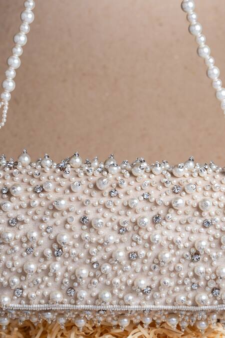 Shop Nayaab By Sonia Ivory Pearls, Diamonds Cluster Clutch Shop_Nayaab By Sonia_Ivory Pearls, Diamonds Cluster Clutch