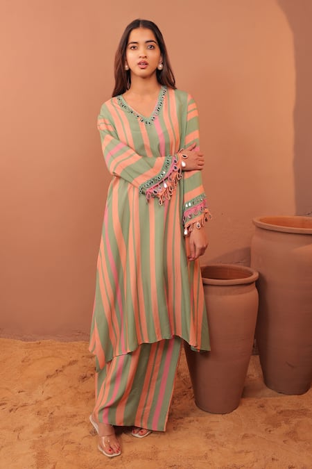 Buy_Surkh Syahi_Beige Cotton, Muslin Embroidery Round Neck Floral Print A-line Kurta Set _Online_at_Aza_Fashions