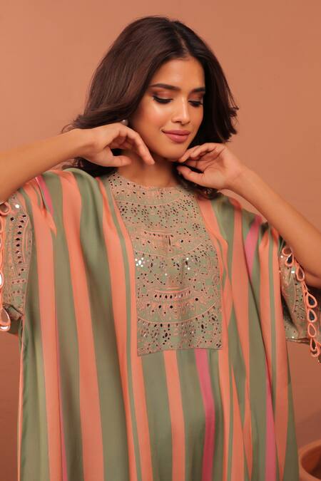 Buy_Surkh Syahi_Multi Color Cotton Embroidery Round Neck Floral Print Kaftan Kurta Set 